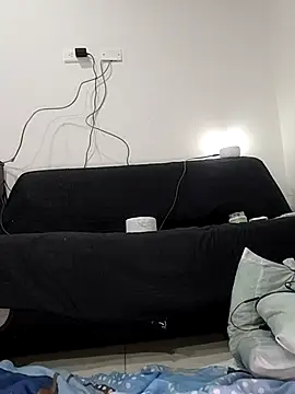 Chat XXX en directo de estrella_tasty