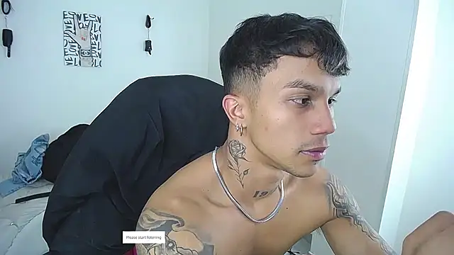 Leonard_Price Live XXX-chat