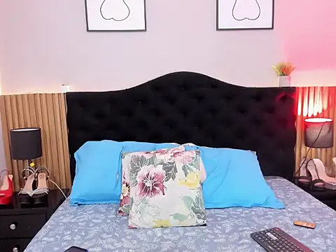 Chatroom XXX en direct de Pauline_Fox