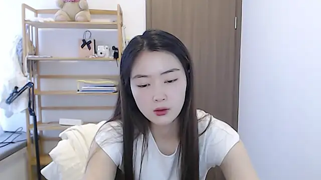 Mimi-cnbaby Chat XXX in diretta