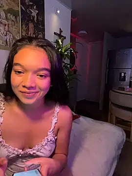 Poli_amor2025 webkamerás műsora