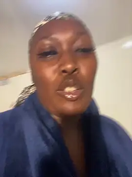 Chat +18 de Cardiebae89 ao vivo