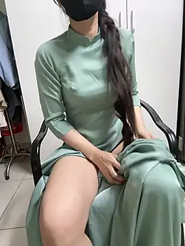 ______Cherry_____ Adlı Modelin Canlı XXX Sohbeti