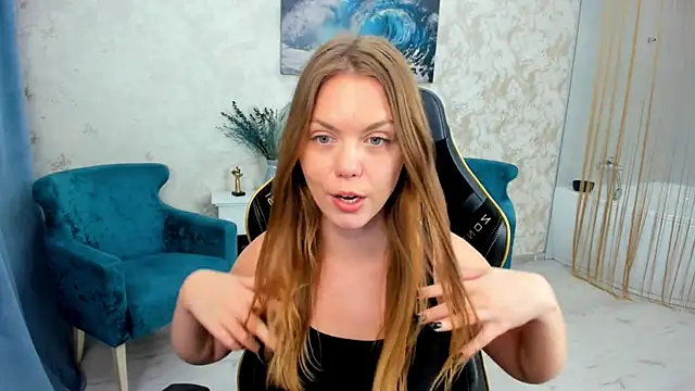 Strawberrye Chat XXX in diretta