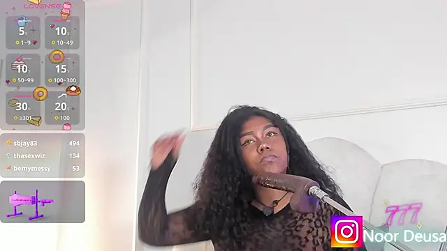 Webkamerová show Candaceoweens