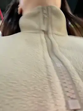 Chatroom XXX en direct de horny_milkis