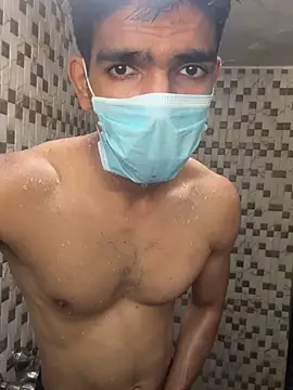 BadBoyTom78 网络视讯表演