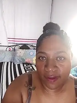 Mia-Victory's Live XXX Chat