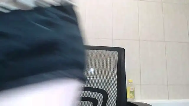 newamyy – Naživo XXX chat