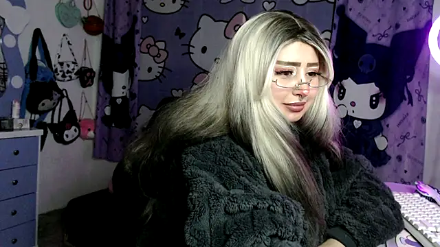 lussyevans24's Live XXX Chat