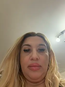 Chatroom XXX en direct de TheeaBlanco