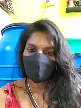 Honey_rosetamil live XXX chat