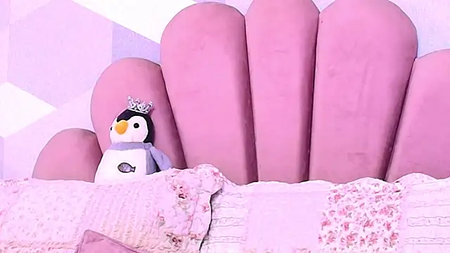 KylieMonnett Chat XXX in diretta