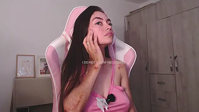 แชท XXX สดของ taty-tits