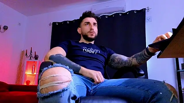 MightyAaron66 Adlı Modelin Web Kamerası Şovu