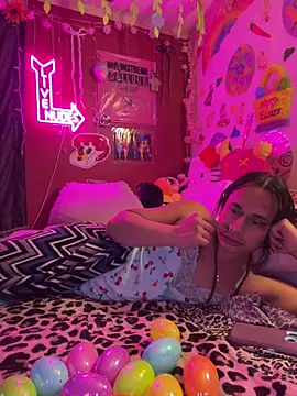 TranSexualJade95: вебкам-шоу