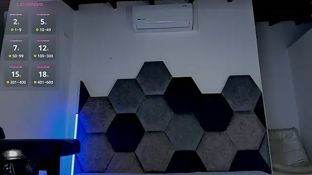 Latrellx7: вебкам-шоу