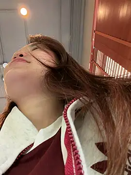 Emily_9xx's Live XXX Chat