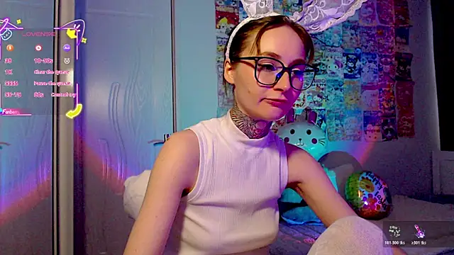 Chat +18 de Milky_way_UwU ao vivo