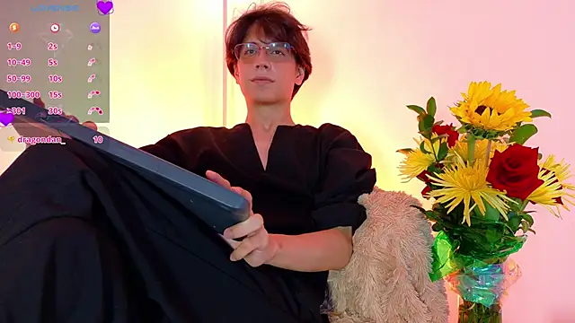 lui_x_dust webcam show