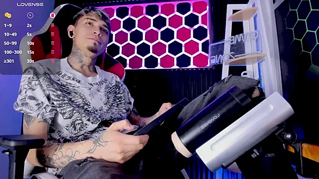 Chat XXX Live Max_Hader_