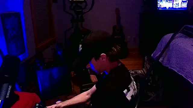 LEVIATHANX666 – Naživo XXX chat