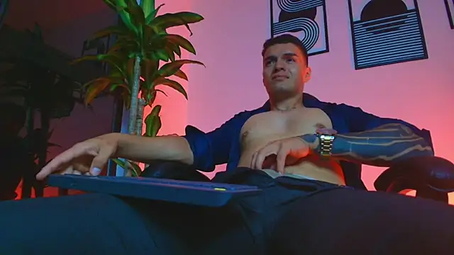 Show Webcam de ALPHA_DOMINUS_