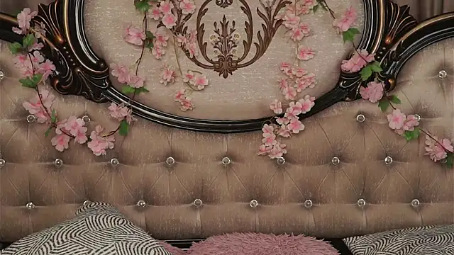 دردشة AmiLewis الجنسية المباشرة