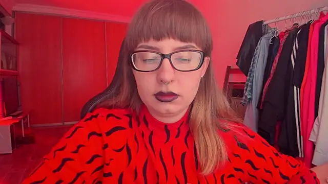 Онлайн чат XXX just_fucked777