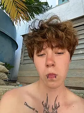 IceMur Adlı Modelin Canlı XXX Sohbeti