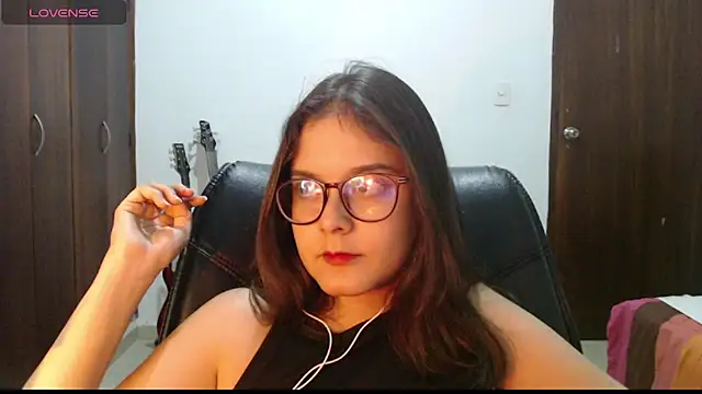 Chat XXX ao vivo de MadieeLorez