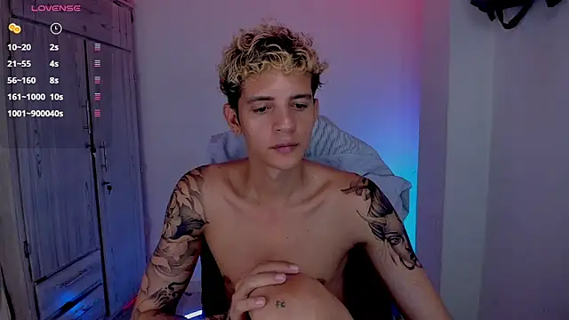 tylernova Webcam Show