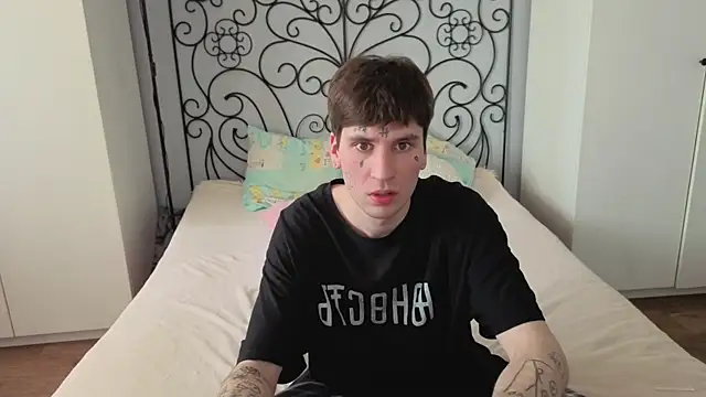 Danny_loves_Mary live XXX chat