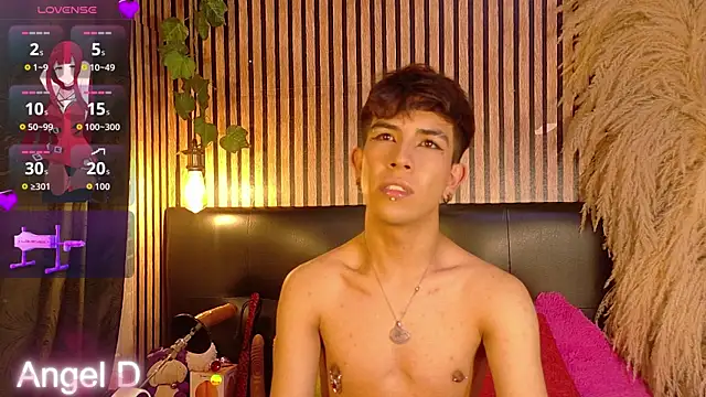 Angeldust19 Webcam-Show