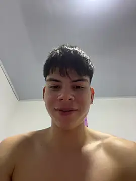 عرض كام Handsome_boys69