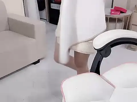 XXX chat uživo modela Yuyu-baobei