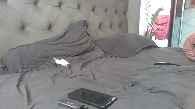 عرض كام Shailadiess