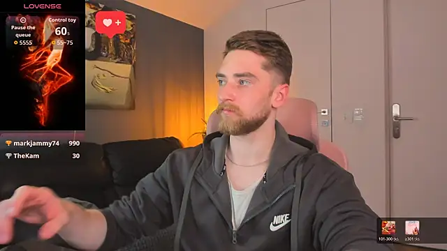 Dexter_Razeのウェブカメラショー