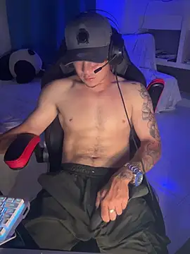 Webkamerová show AngelLatinBoy