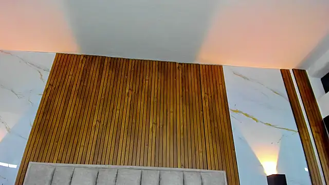 Scarlet_Rosexx's Live XXX Chat