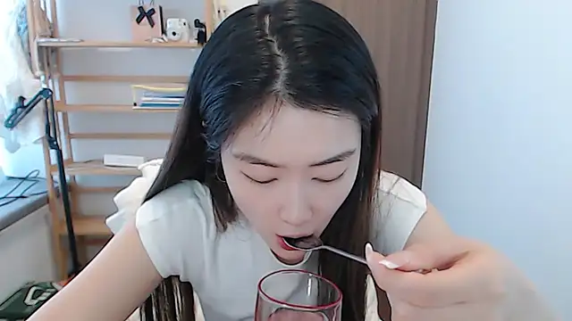 Онлайн чат XXX Mimi-cnbaby