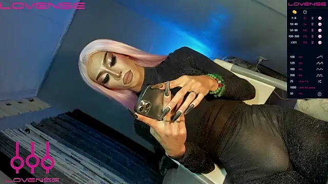 anitacruise's Live XXX Chat