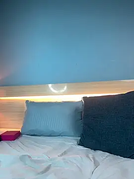 IamCharlottevega élő XXX-chatje