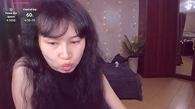 SheilaRare – Naživo XXX chat