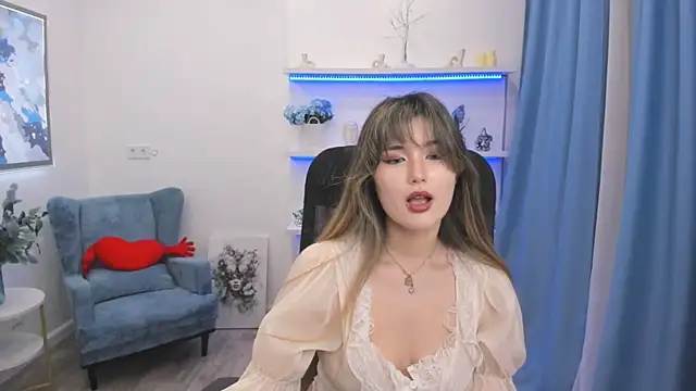 دردشة AnneTLi الجنسية المباشرة