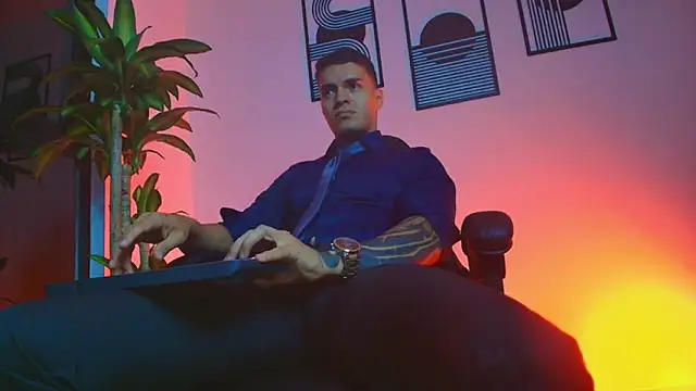 Онлайн чат XXX ALPHA_DOMINUS_