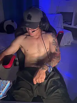 AngelLatinBoy élő XXX-chatje