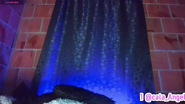 Cata-angel: онлайн-секс-чат