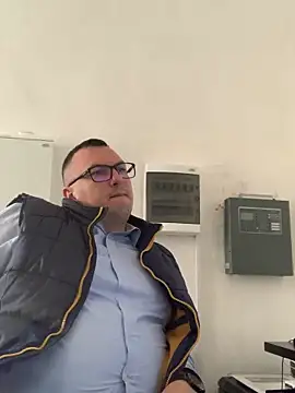 Mike8523 ওয়েবক্যাম শো