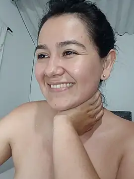 osiris_ra Adlı Modelin Canlı XXX Sohbeti